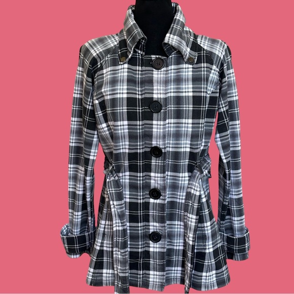 Plaid Black and White Jacket - LIKE NEW! - Picture 4 of 10